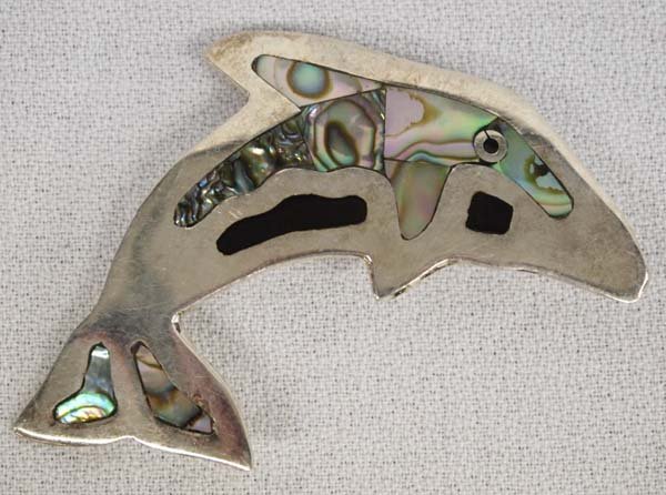 Mexican Alpaca Silver Abalone Fish Pin: Mexican Alpaca Silver Abalone Fish Pin, measures 3''L x 1.5''H, stamped Alpaca Mexico, 10g in total wt.