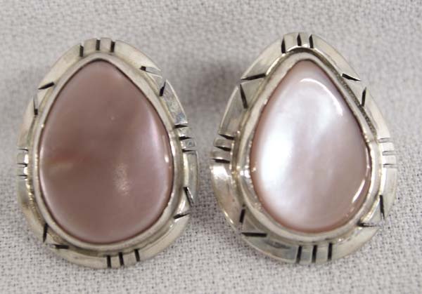 Navajo Sterling and Pink Mother of Pearl Earrings: Navajo Sterling Silver and Pink Mother of Pearl Earrings by Virgil Chee, hallmarked Chee and stamped sterling, measure 1''L x .75''W, 13g in total wt.