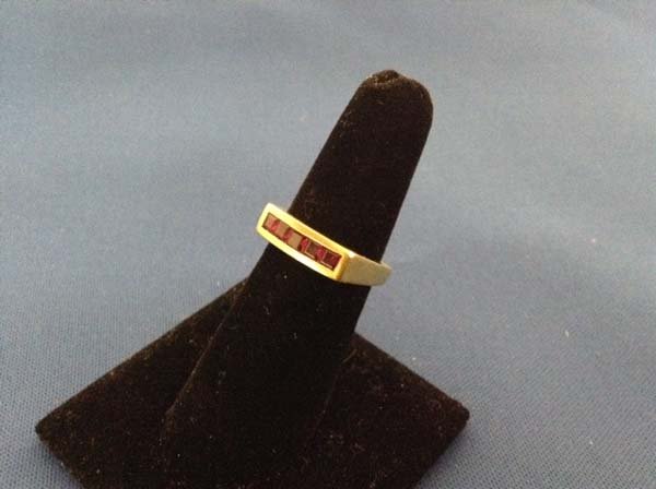 18Kt Gold and Ruby Ring, Size 6.25, 5.2g (1 of 3)