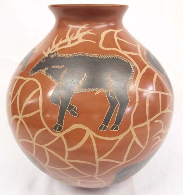 Mata Ortiz Sgraffito Elk Jar by Juano Tena L. (1 of 5)