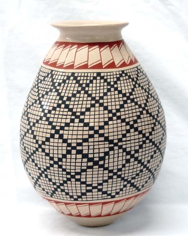 Mata Ortiz Polychrome Geometric Jar (1 of 2)