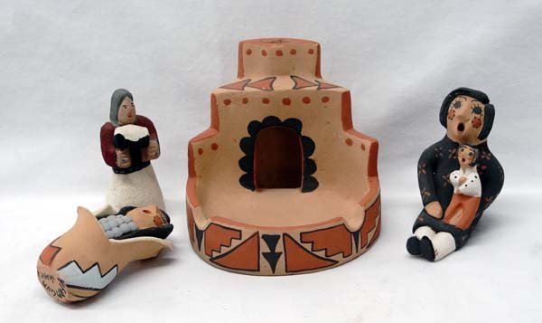 Collection of Pueblo Pottery Figurines (1 of 4)