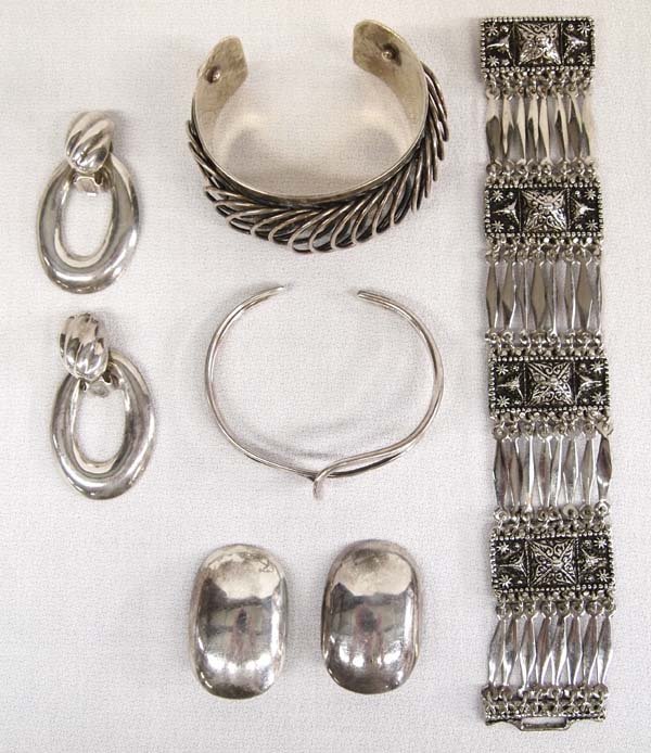 Collection of Mexican Sterling Silver Jewelry (1 of 8)