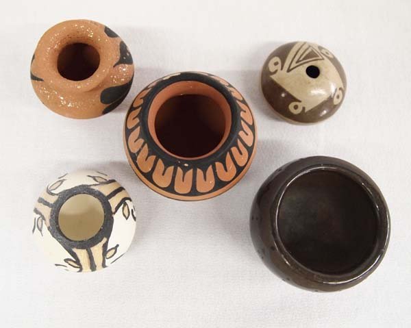 5 Miniature Pottery Jars, Some Native American (1 of 8)