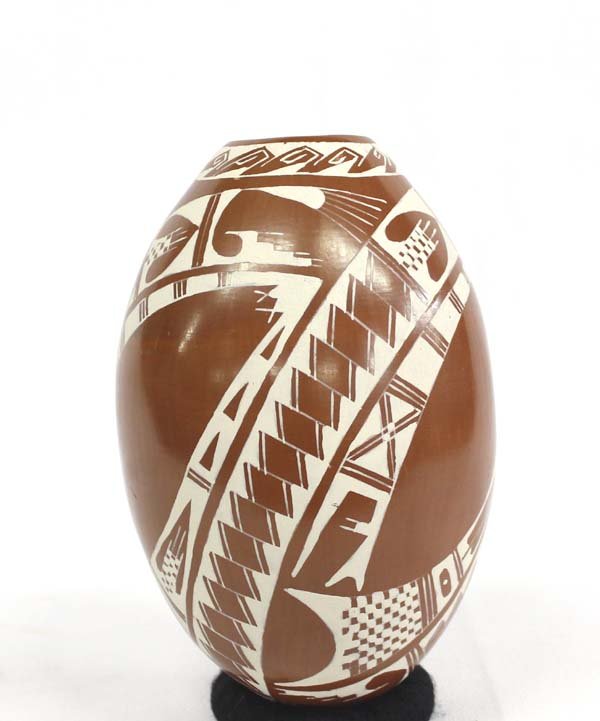 Mata Ortiz Jar by Yolanda Soto with Pottery Ring (1 of 3)