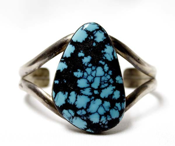 Vintage Navajo Sterling Silver Turquoise Bracelet (1 of 2)