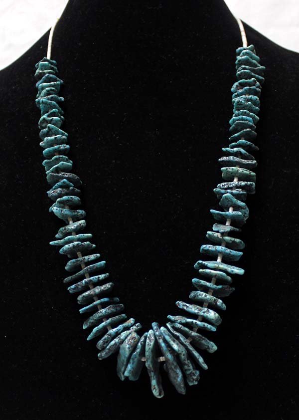 1950 Navajo Natural Manassa Turquoise Necklace (1 of 2)
