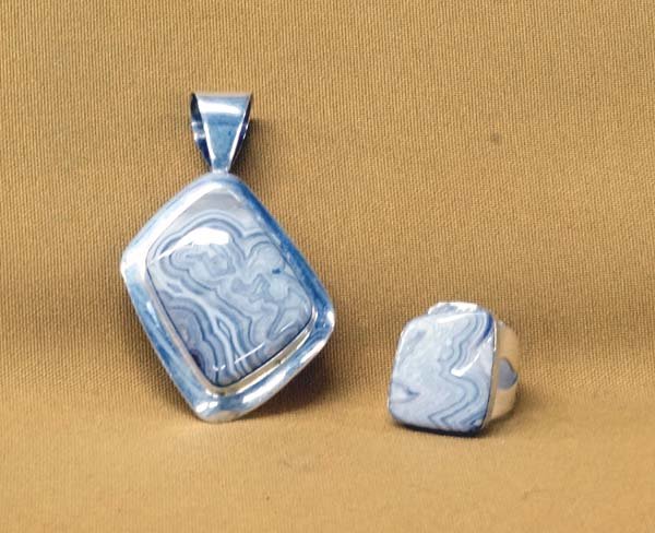 Sterling and Crazy Lace Agate Pendant & Ring, Sz 9 (1 of 3)