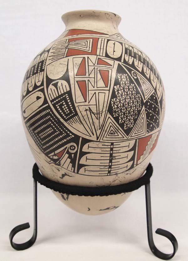 Mata Ortiz Polychrome Geometric Jar by Mondrigal (1 of 6)