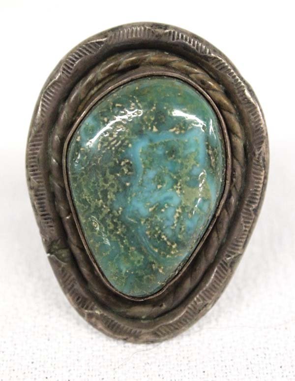 Navajo Old Pawn Sterling Turquoise Ring, Size 9 (1 of 3)