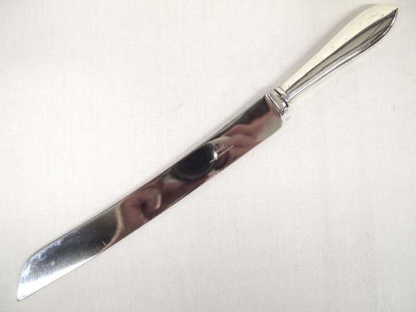 Sterling Silver Handled Bridal Cake Knife (1 of 3)