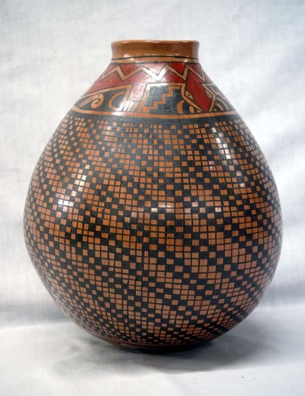 Mexican Mata Ortiz Polychrome Jar by Luis Ortiz (1 of 3)