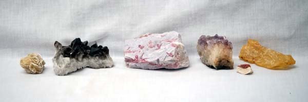 5 Rock Specimens Plus 1 Amber Specimen (1 of 2)