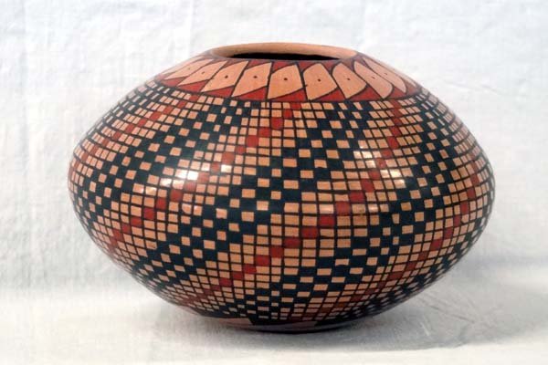 Mexican Mata Ortiz Eye Dazzler Seed Jar by R Gaona (1 of 3)