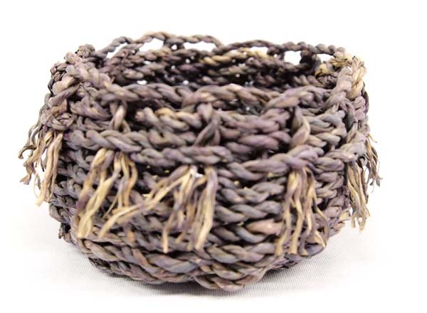 Estate Northwest Coast Alaskan Sweet Grass Basket (1 of 3)