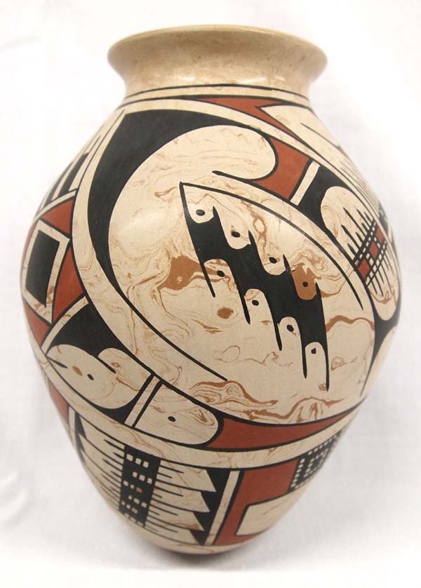 Mexican Mata Ortiz Polychrome Jar by Viviana V. R. (1 of 5)