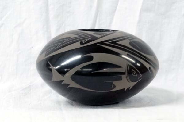 Mexican Mata Ortiz Seed Jar by Carlos Carrillo S. (1 of 3)