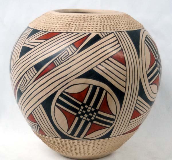 Mexican Mata Ortiz Polychrome Jar by E. Tena (1 of 2)