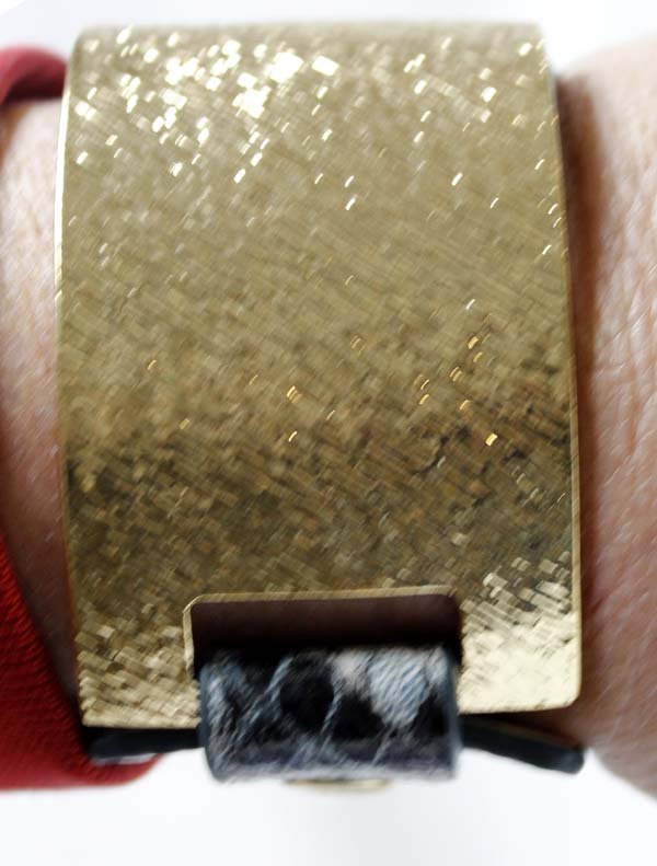 Yik Fung Black White Lizard Skin Snap Bracelet