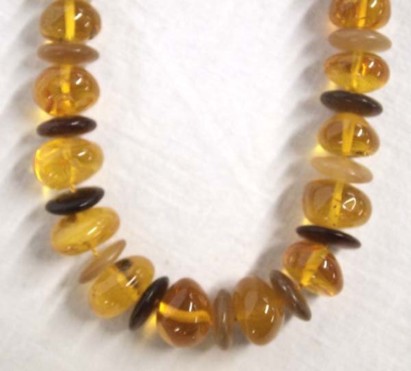 Baltic Amber Bead Necklace (1 of 3)