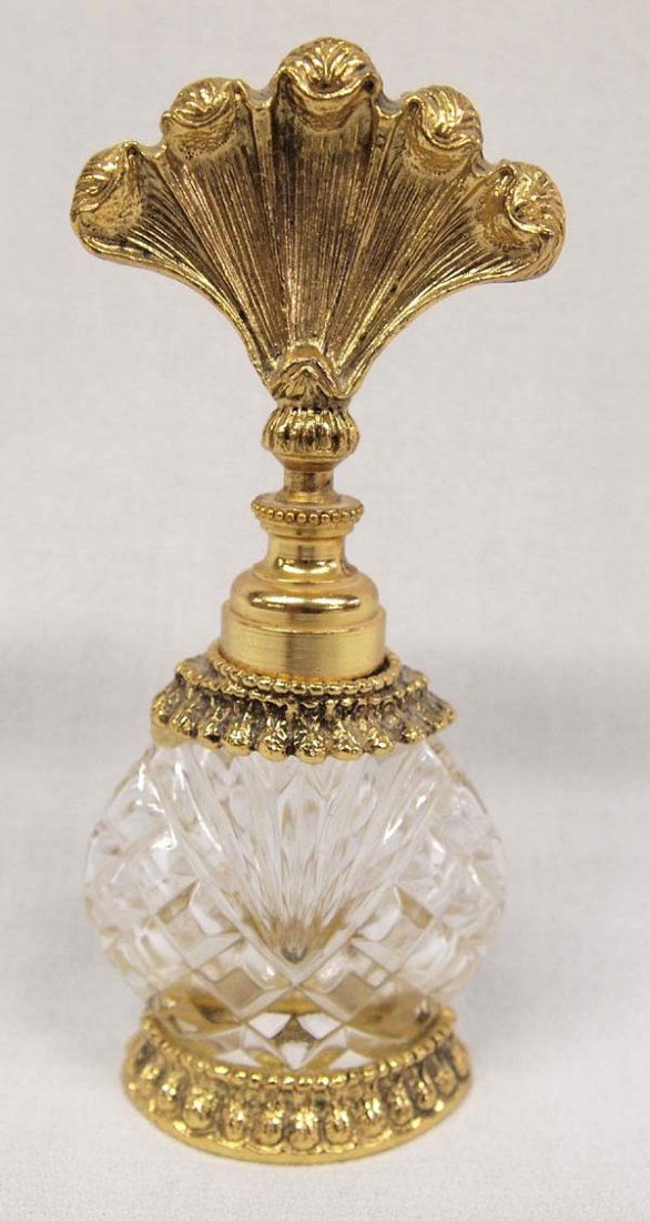 1940-1950 Stylebuilt Gold Filigree Perfume Bottle (1 of 3)