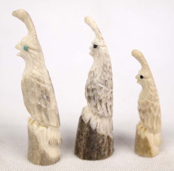 3 Zuni Carved Antler Quail Fetishes, E. Kaamasee (1 of 3)