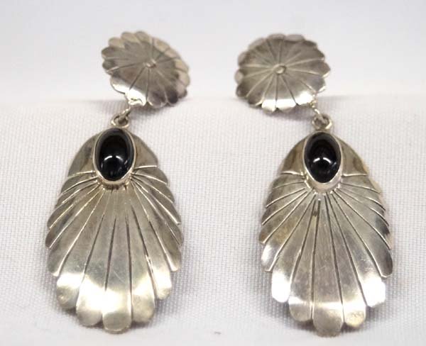 Navajo Sterling Silver Onyx Earrings (1 of 3)