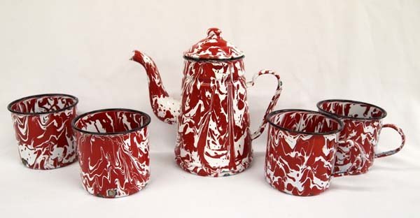 Set of Red and White Splatterware Tea Pot & 4 Cups: Set of Red and White Splatterware Tea Pot & 4 Cups, teapot measures 7'' x 8'', normal wear and tear for age