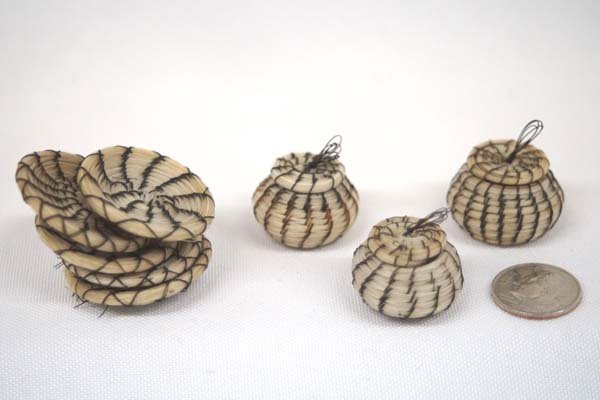 Native American Navajo Miniature Horsehair Baskets (1 of 3)