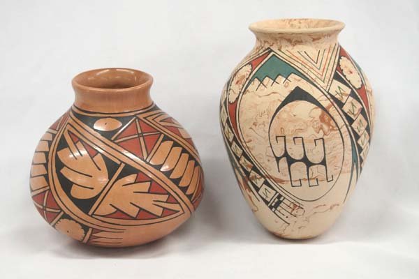 Pair of Mexican Mata Ortiz Polychrome Jars (1 of 5)