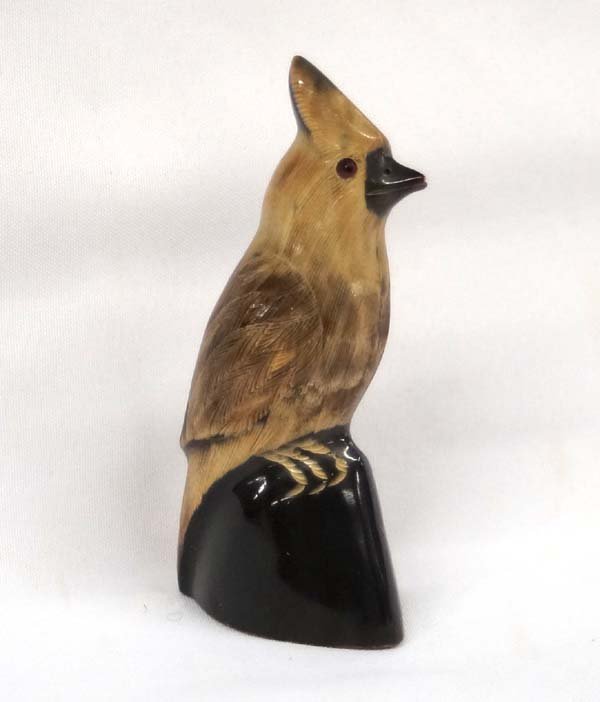 Taiwanese Carved Water Buffalo Horn Cardinal Bird: Taiwanese Carved Water Buffalo Horn Cardinal Bird, measures 5.5''H 20