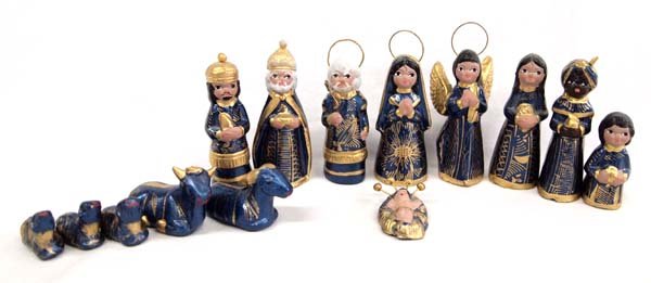 Vintage Mexican Blue and Gold Pottery Nativity Set: Vintage Mexican Blue and Gold Pottery Nativity Set, measures 2.5'' x 3.5''