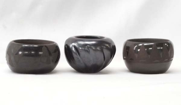 3 Native American Santa Clara Pottery Jars (1 of 5)