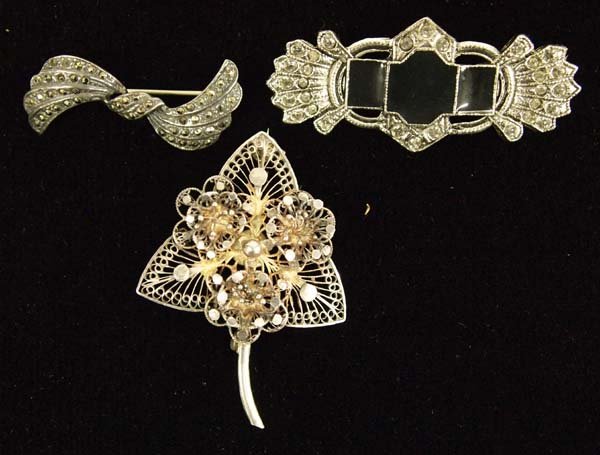 3 Vintage Estate Pins: 3 Vintage Estate Pins, 1 is sterling and marcasite, longest measures 1.25'' x .75''