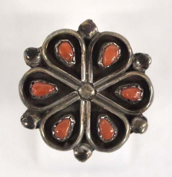 Vintage Zuni Sterling Silver Coral Ring, Size 7.75 (1 of 3)