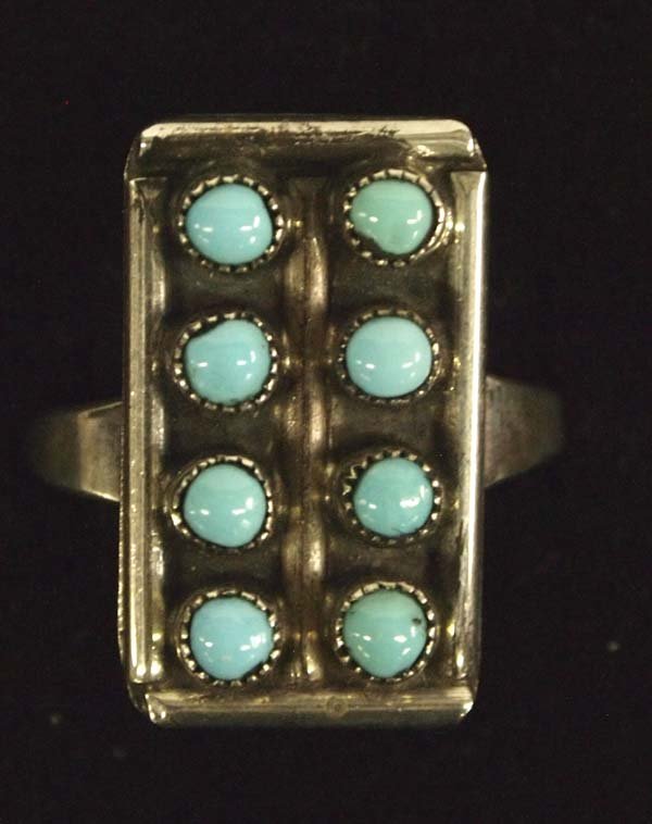 Zuni Sterling Turquoise Petit Point Ring, Size 8 (1 of 3)