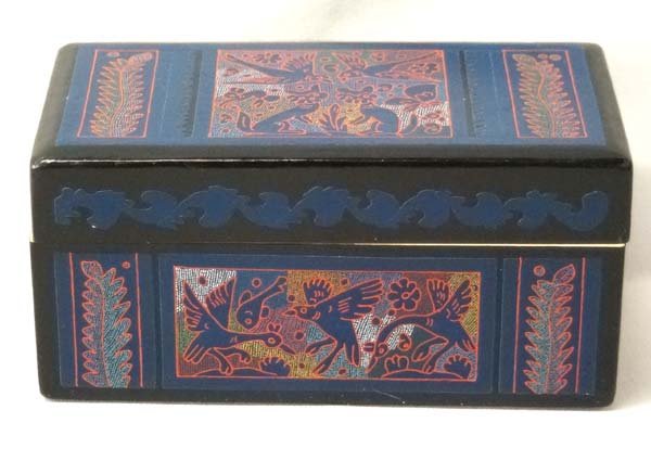 Vintage Olinala, Guerrero Mexico Wood Laquer Box (1 of 5)