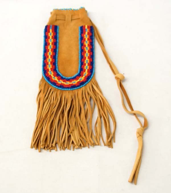 Native American Plains Indian Beaded Bag (1 of 2)