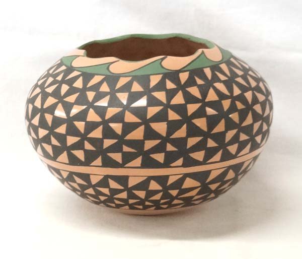 Mata Ortiz Polychrome Eye Dazzler Jar, Villapando: Mexican Mata Ortiz Polychrome Eye Dazzler Jar by Martha Villapando, carved fluted rim, signed by artist, measures 4.25'' x 6''