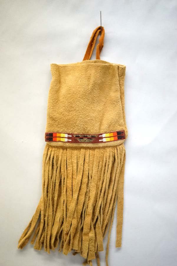 Native American Plains Indian Beaded Bag (1 of 2)