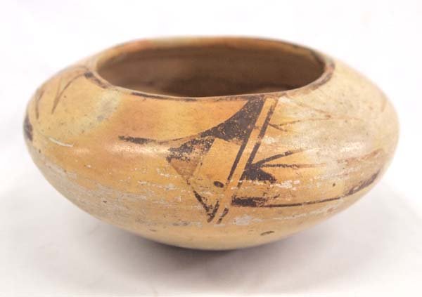 Vintage Native American Hopi Pottery Bowl (1 of 5)