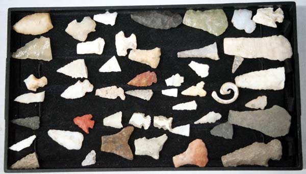 Prehistoric Mimbres Stone Arrowheads and Findings (1 of 3)