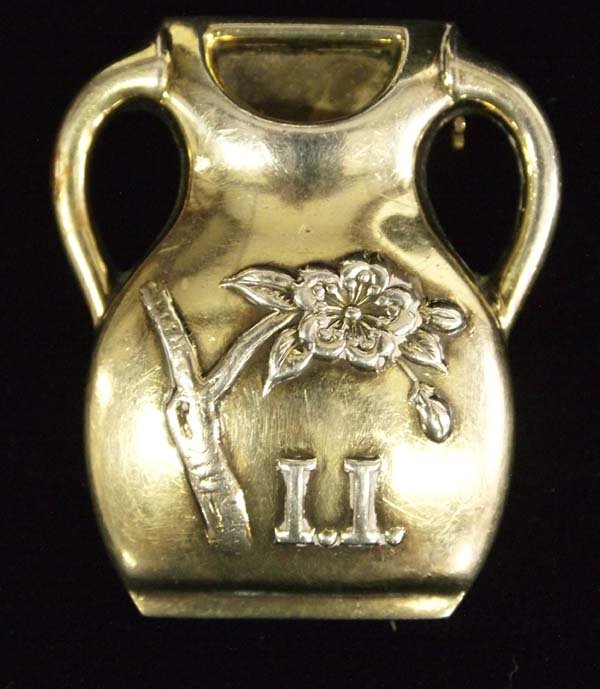 Vintage Sterling Silver Pin: Vintage Sterling Silver Pin, stamped sterling and monogrammed I.I., measures 2'' x 2''