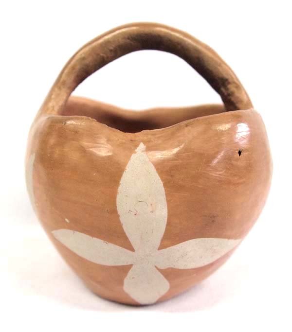 Vintage Santa Clara Pottery Basket (1 of 4)