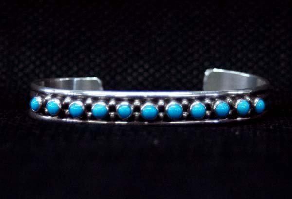 Vintage Navajo Sterling Turquoise Cuff Bracelet (1 of 3)