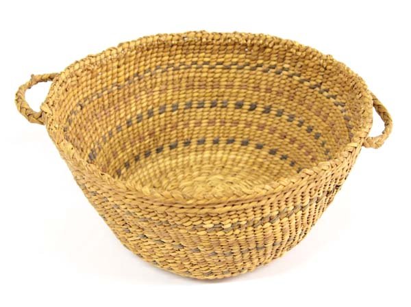 Native American Siletz Indian Basket (1 of 3)