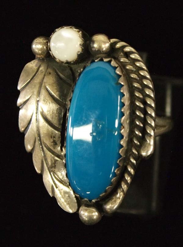 Vintage Navajo Silver Turquoise Ring, Size 6.75 (1 of 2)