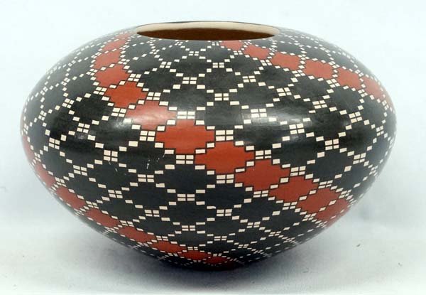 Mexican Mata Ortiz Eye Dazzler Seed Jar, Ledezma (1 of 2)