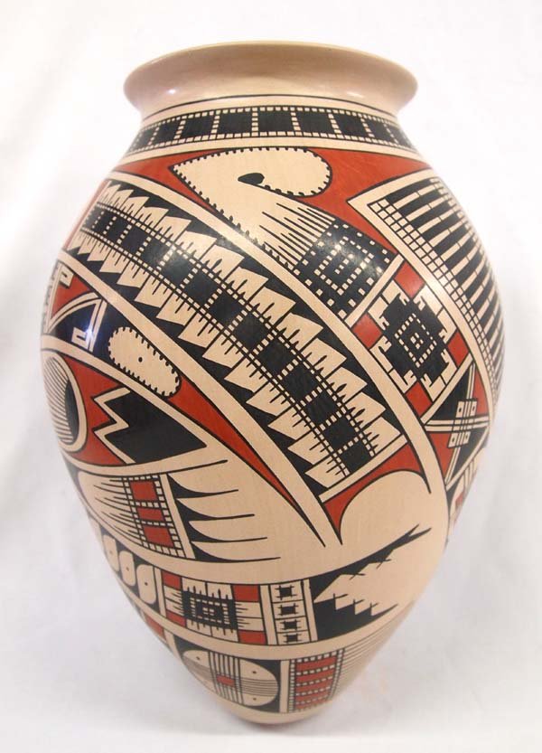 Mexican Mata Ortiz Polychrome Geometric Jar (1 of 5)