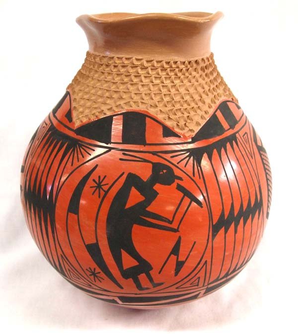 Mexican Mata Ortiz Pottery Jar by Jose Gonzalez (1 of 5)